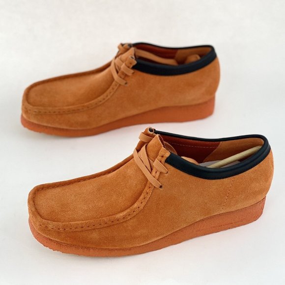 Clarks Originals Wallabee Orange Suede Men's Shoes Chukka Boots Limited Edition - Picture 2 of 12